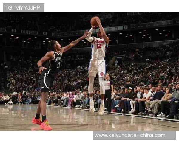 2003年NBA季后赛活塞与篮网的激烈对决回顾与分析